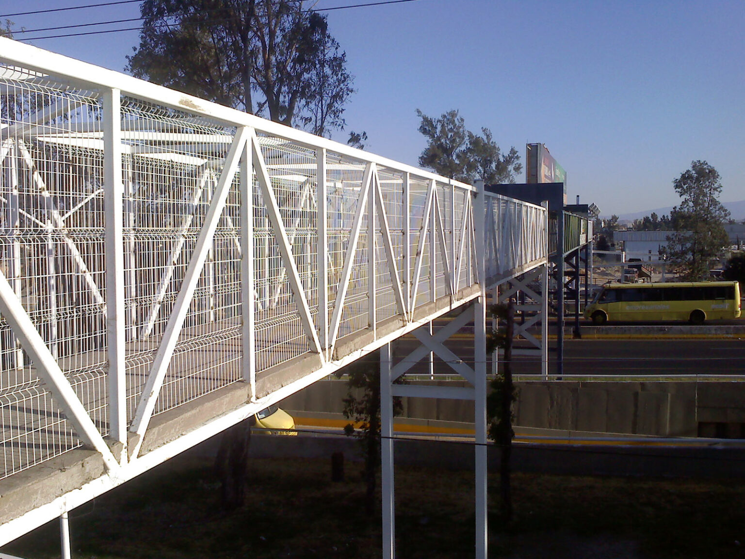Puente peatonal Las Cañadas